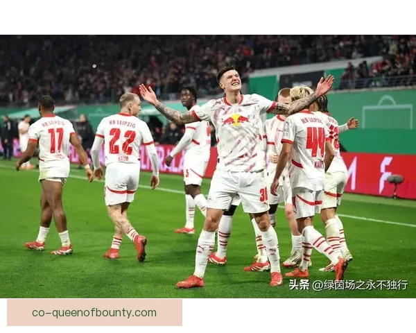 查维·西蒙斯加盟RB莱比锡后表现惊艳荣膺德甲助攻王并引发热议 查维·西蒙斯加盟RB莱比锡后表现惊艳荣膺德甲助攻王并引发热议